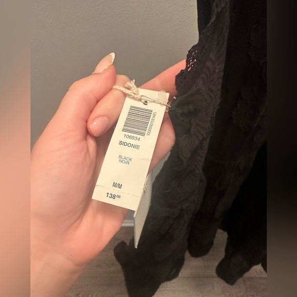 Aritzia dress - Picture 5 of 5